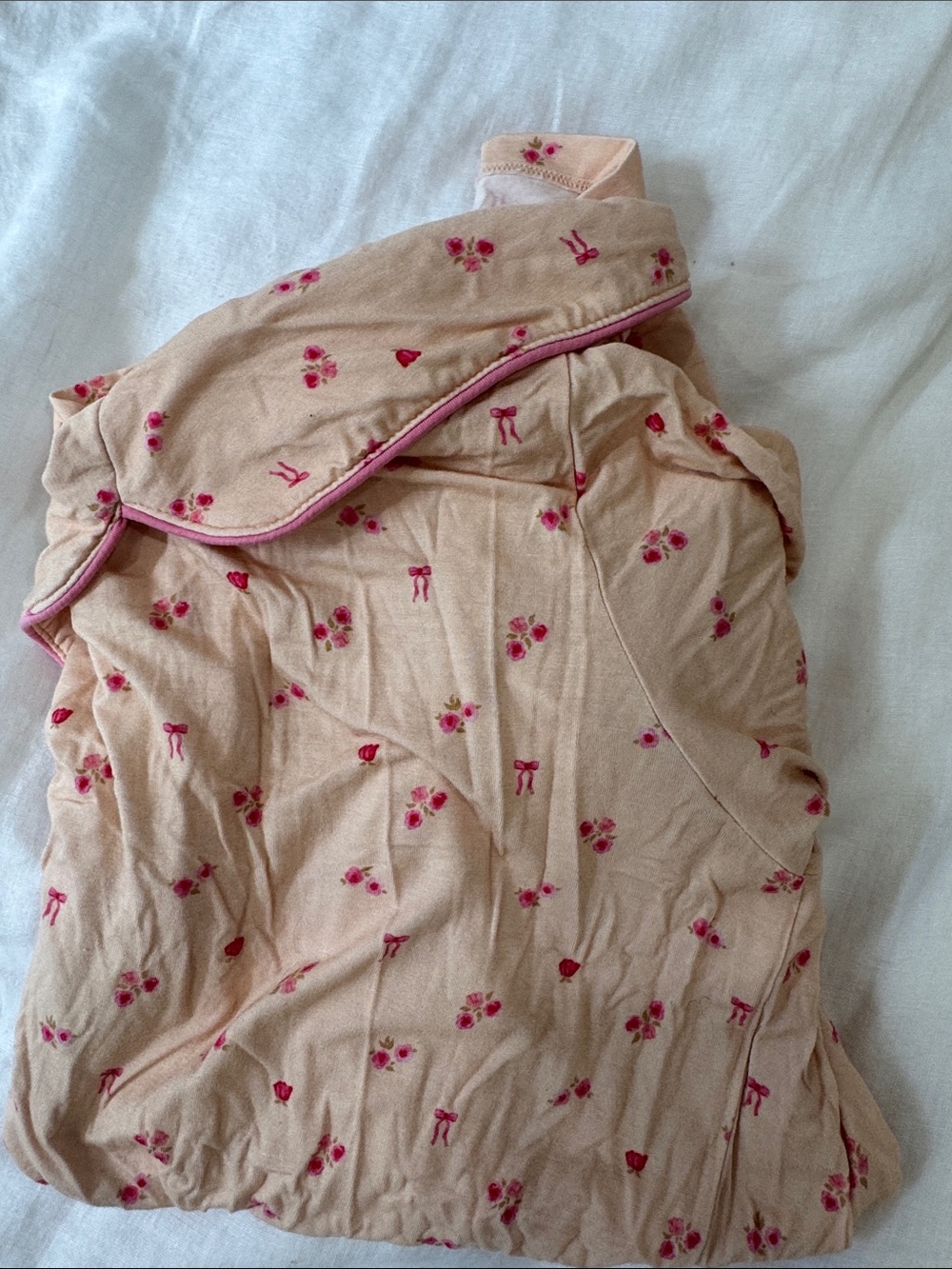 Pajama Set - Picture 2 of 4
